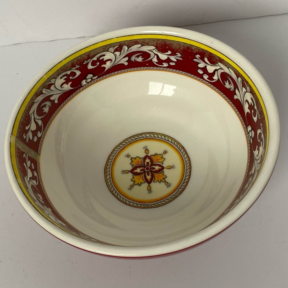 Le Cadeaux Malaga Bowl Soup Salad Melamine Plates Red White Floral pattern 6.25”
